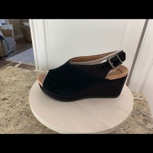 Vionic Black Peekaboo Slingback Wedge Shoes Sz 7